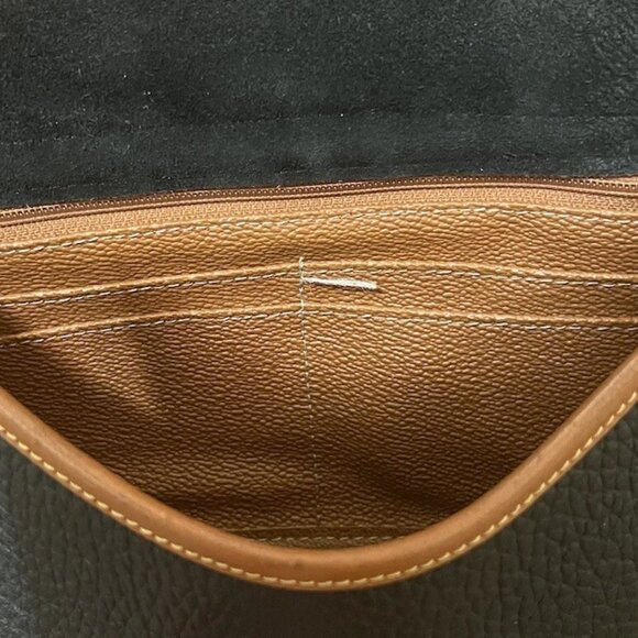 Dooney & Bourke Black Leather All Weather Leather Crossbody Bag Vintage - Picture 6 of 6